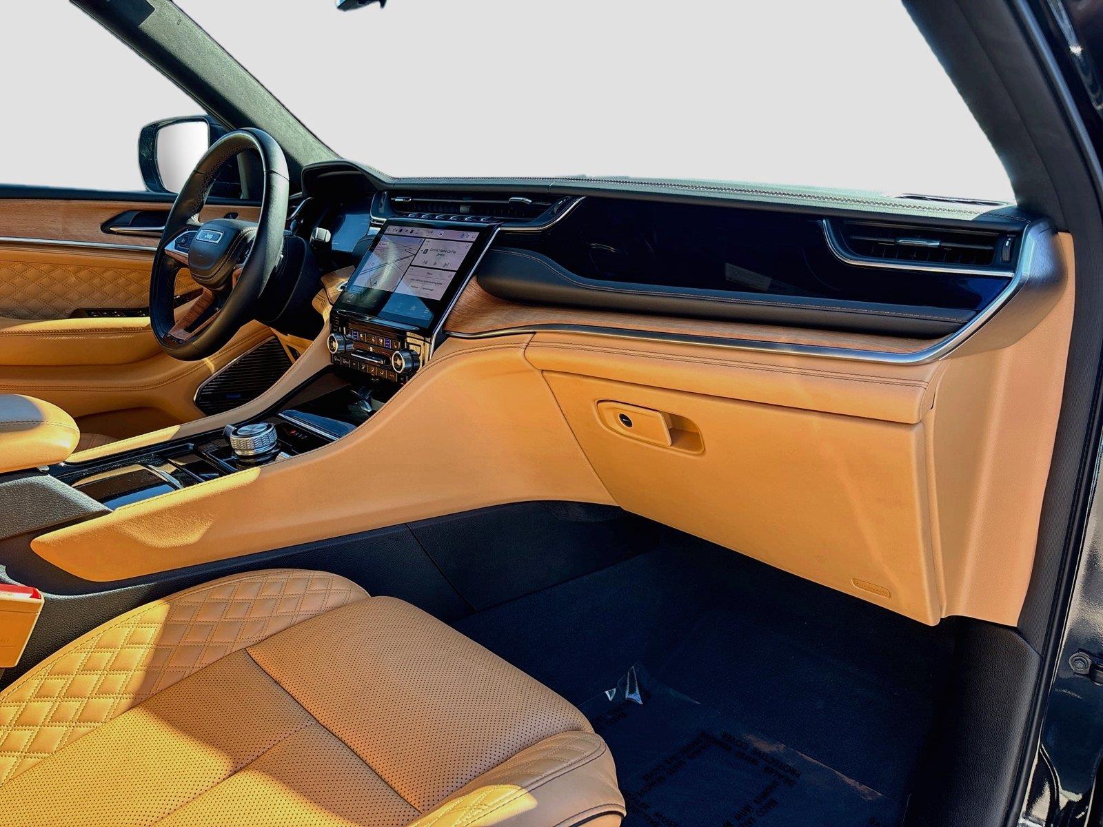 2023 Jeep Grand Cherokee L Summit Reserve