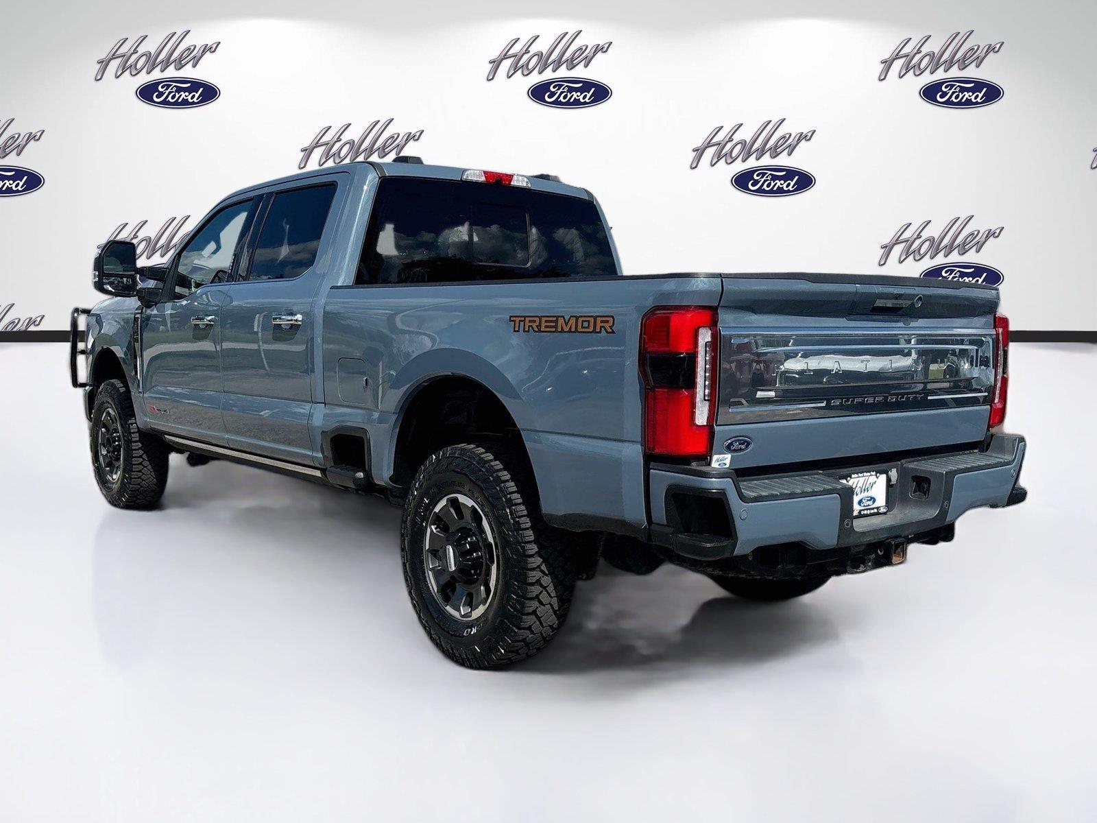 2023 Ford Super Duty F-350 SRW Platinum