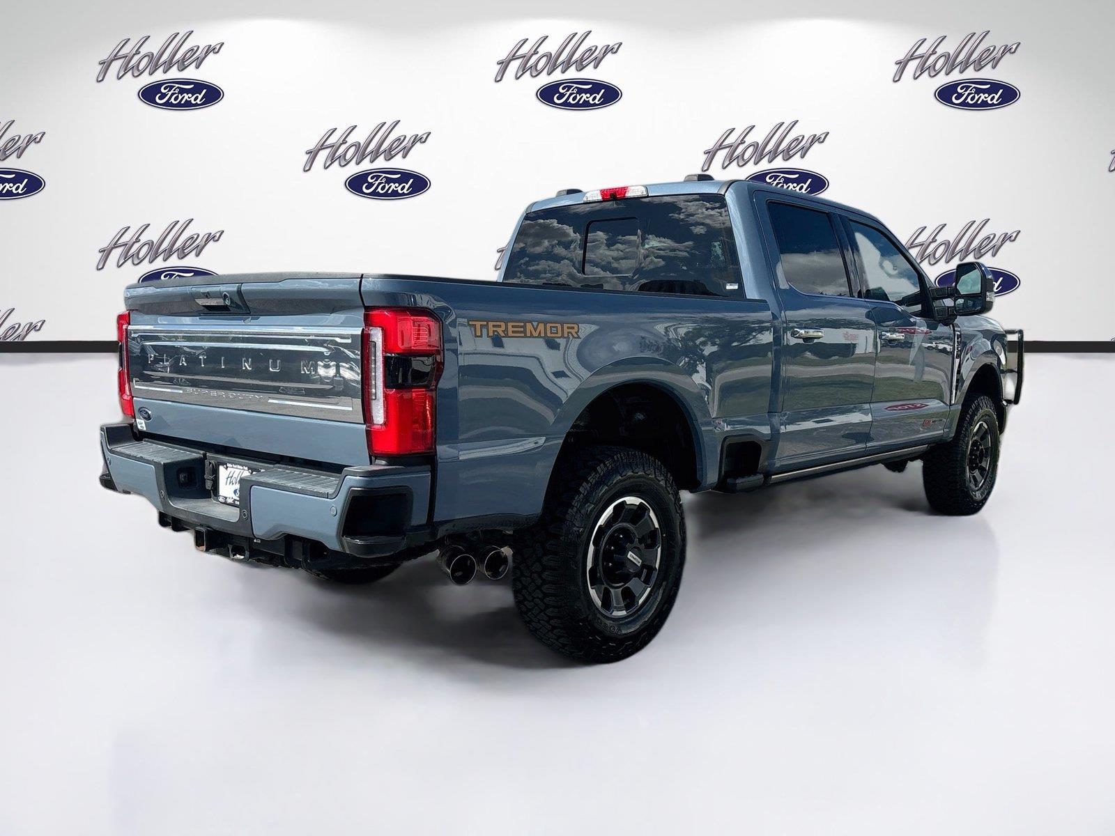 2023 Ford Super Duty F-350 SRW Platinum