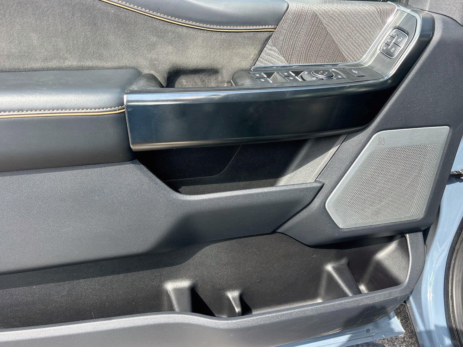 2023 Ford Super Duty F-350 SRW Platinum