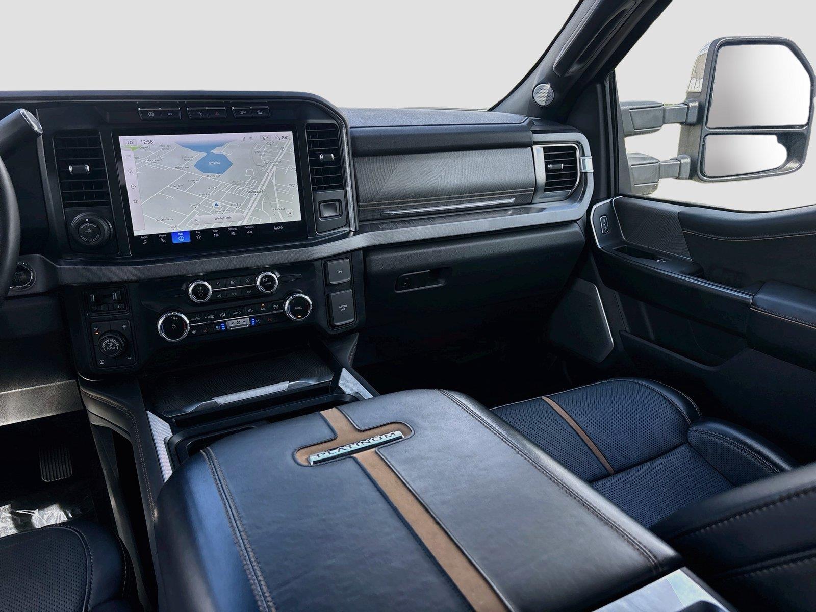 2023 Ford Super Duty F-350 SRW Platinum