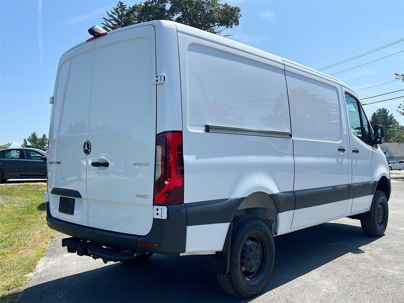 2025 Mercedes-Benz Sprinter Cargo Van Base - Photo 6