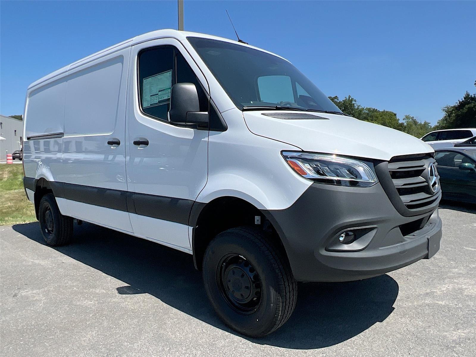 2025 Mercedes-Benz Sprinter Cargo Van Base - Photo 8