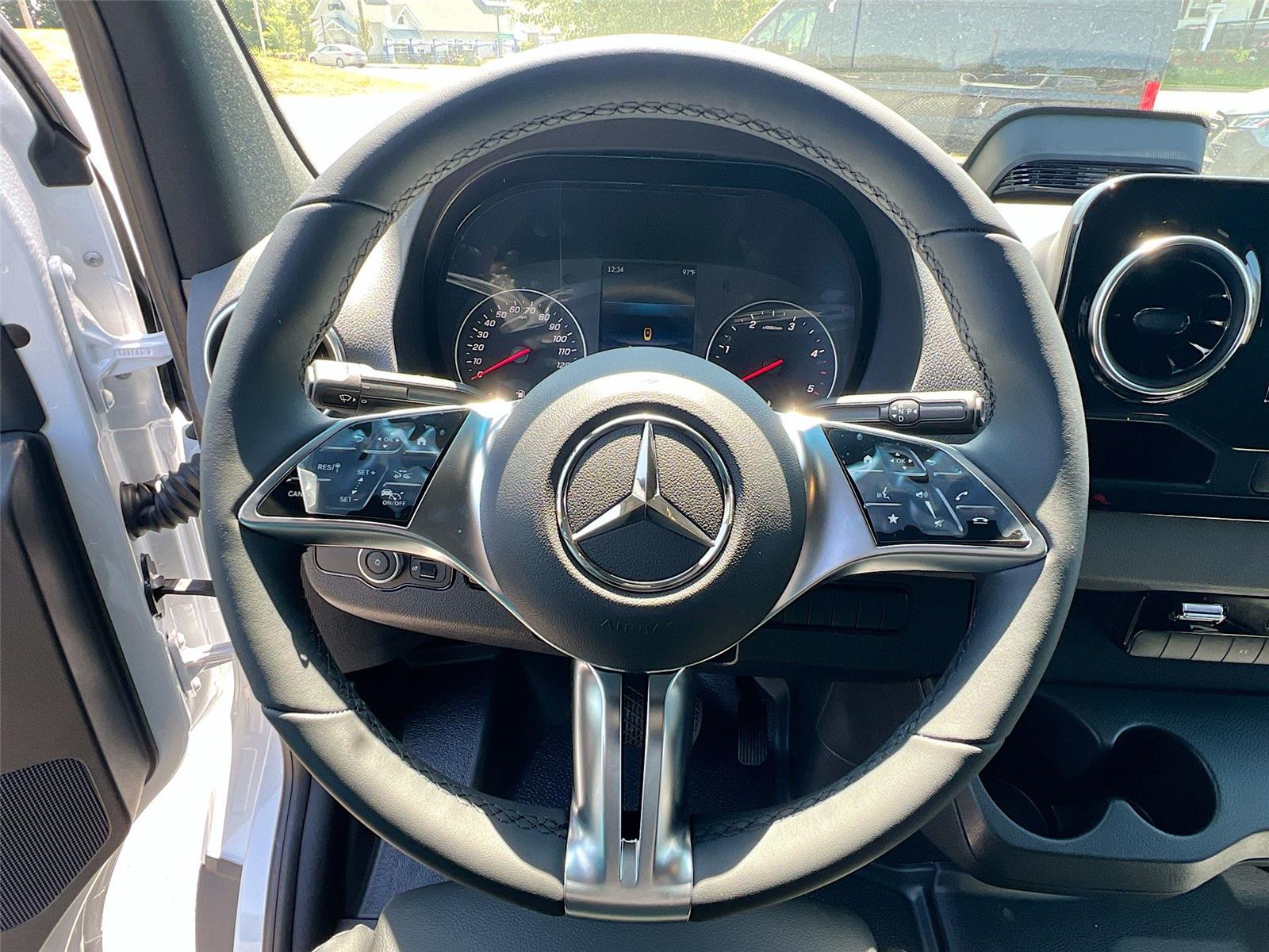 2025 Mercedes-Benz Sprinter Cargo Van Base - Photo 9