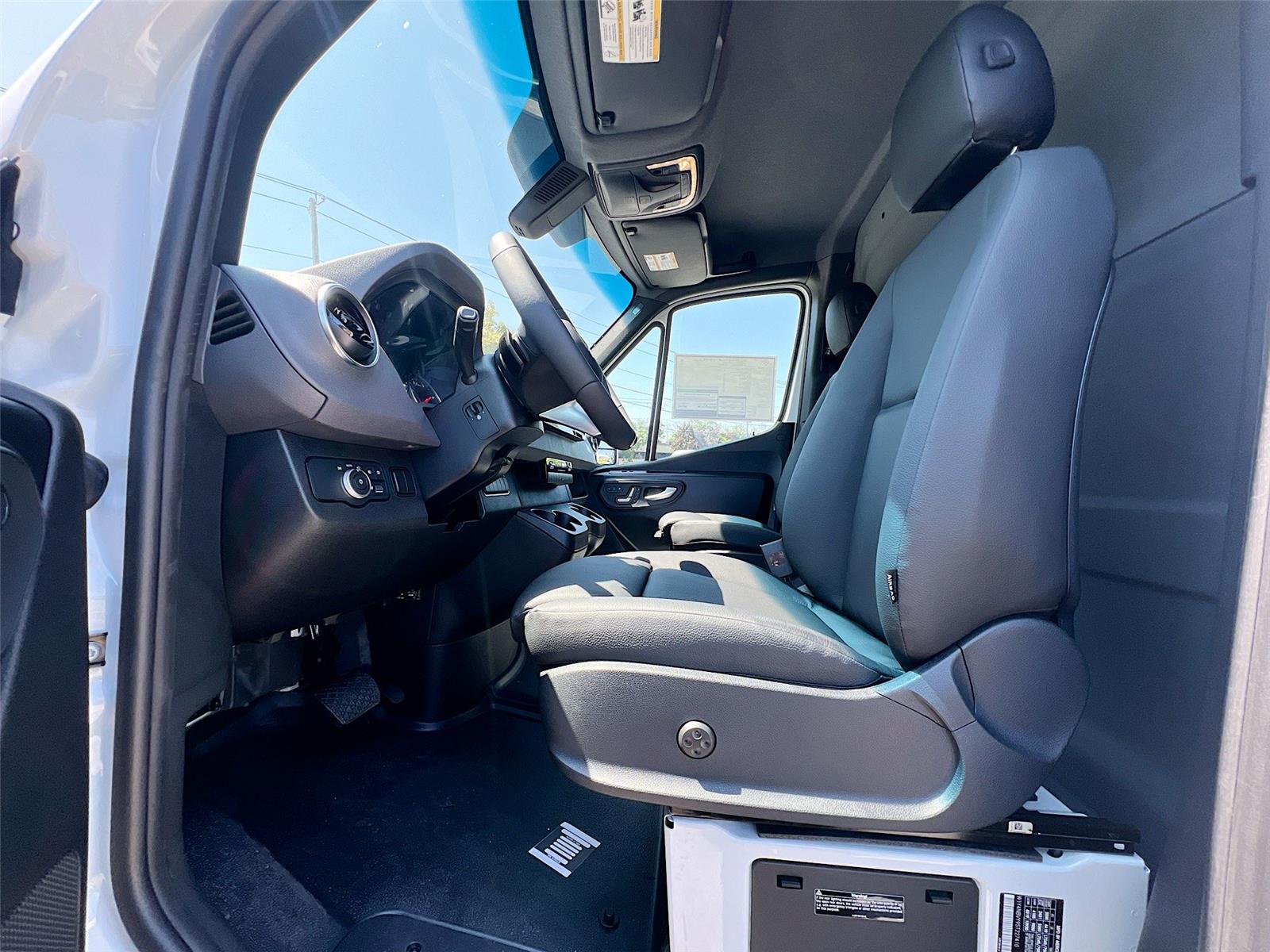 2025 Mercedes-Benz Sprinter Cargo Van Base - Photo 20