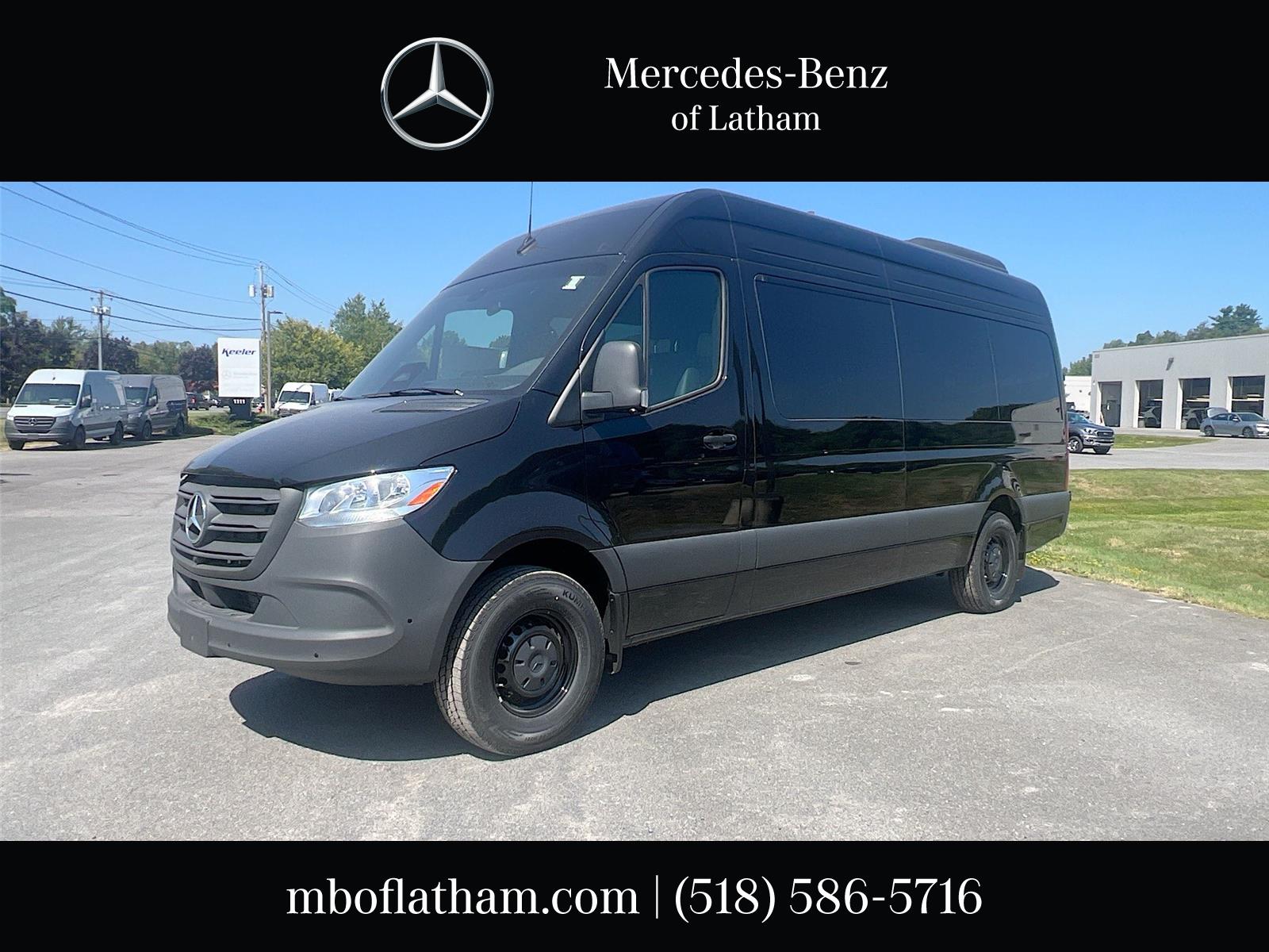 2025 Mercedes-Benz Sprinter Passenger Van Base's photo