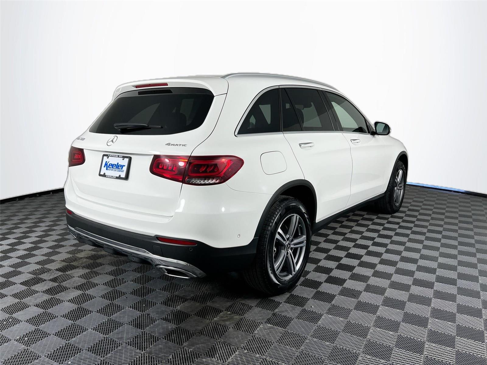 2022 Mercedes Benz GLC 300 4MATIC photo 4