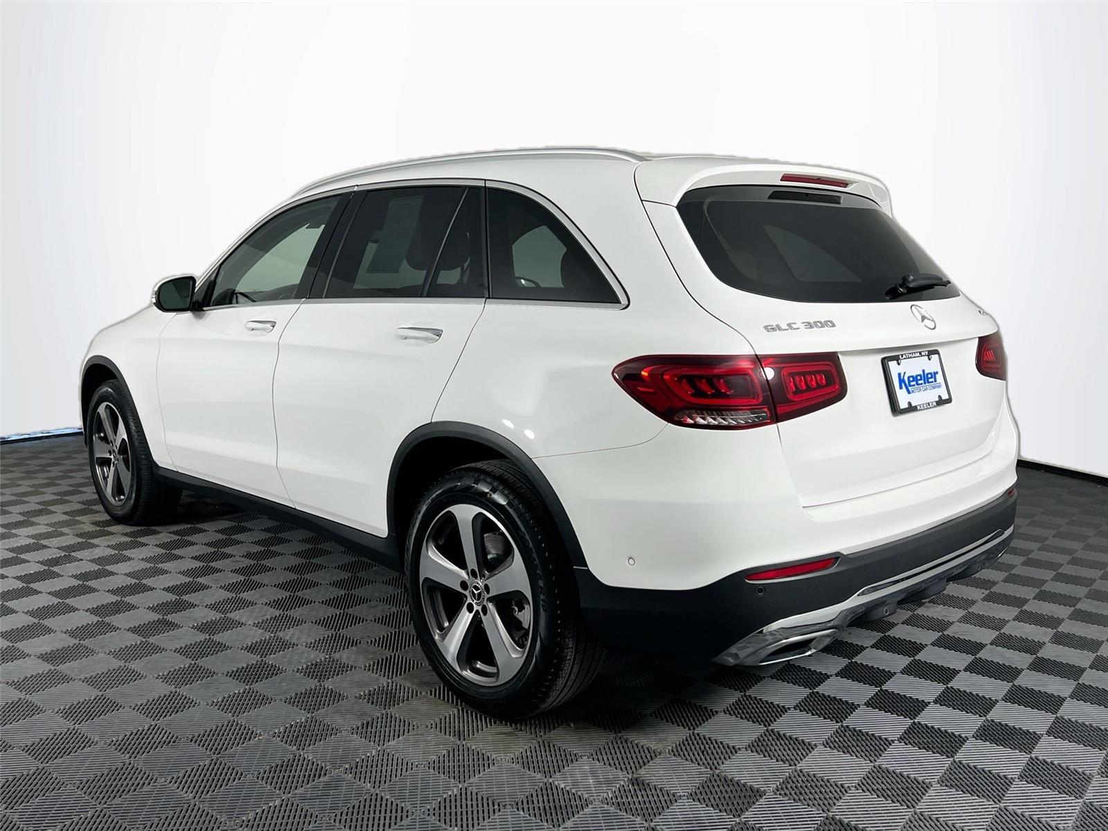 2022 Mercedes Benz GLC 300 4MATIC photo 4