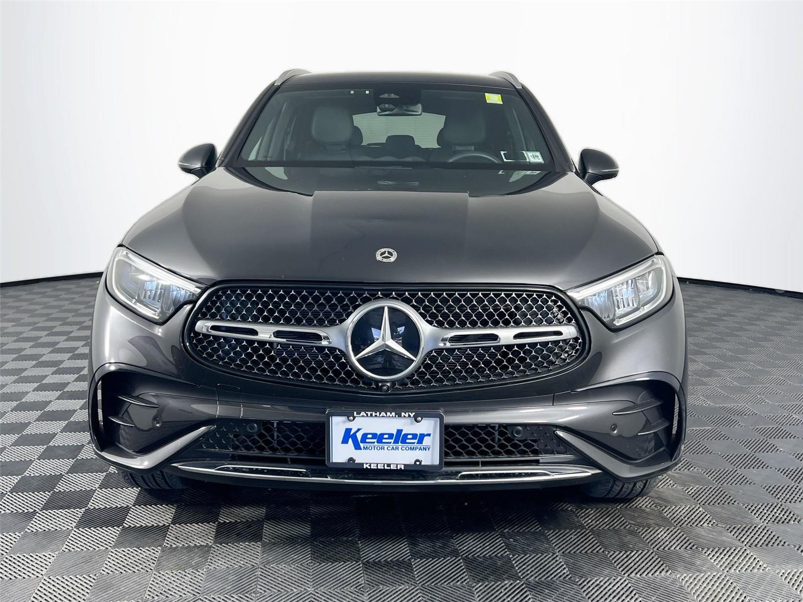2025 Mercedes Benz GLC 350e 4MATIC photo 4