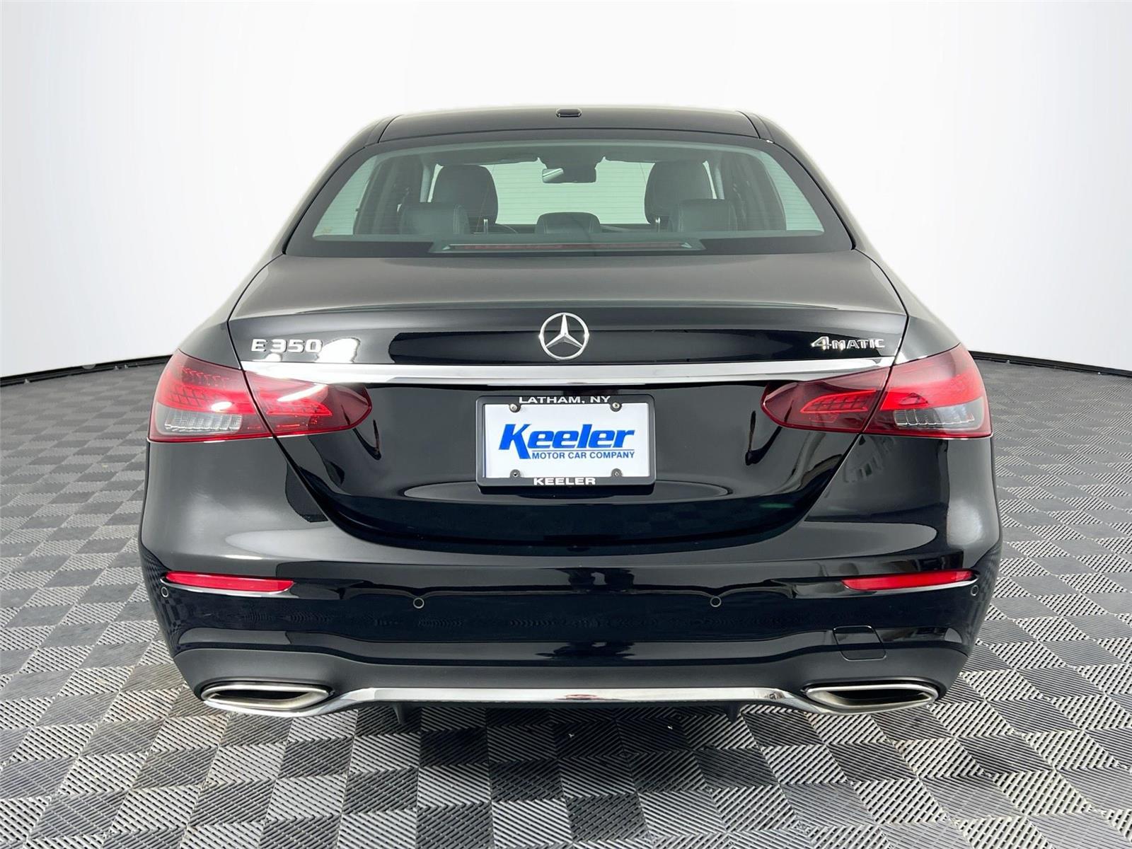 2023 Mercedes Benz E 350 4MATIC photo 4