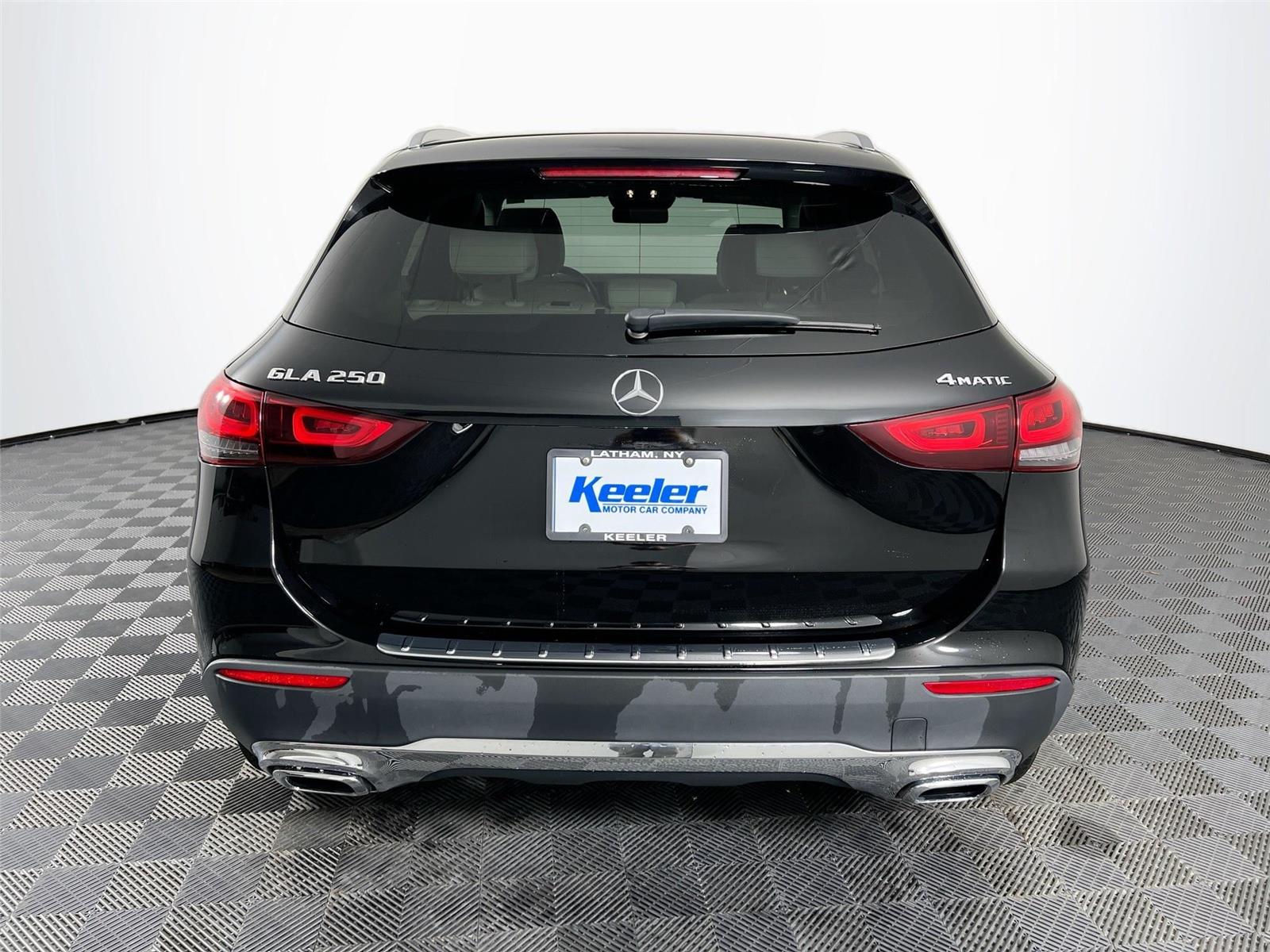 2021 Mercedes Benz GLA 250 4MATIC photo 4