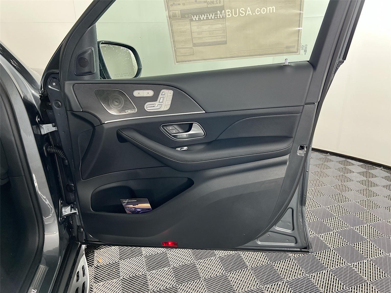 2026 Mercedes-Benz GLS Base - Photo 27