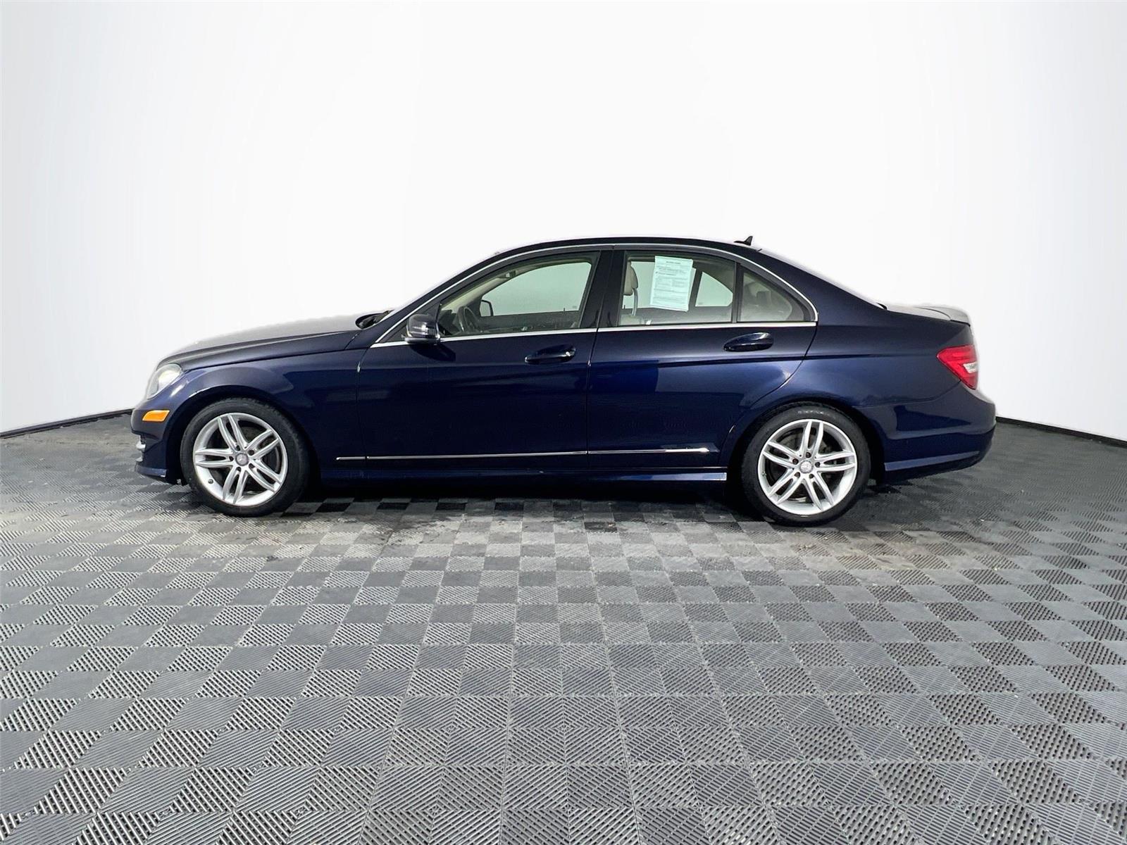 2012 Mercedes Benz C 300 Sport Sedan photo 3