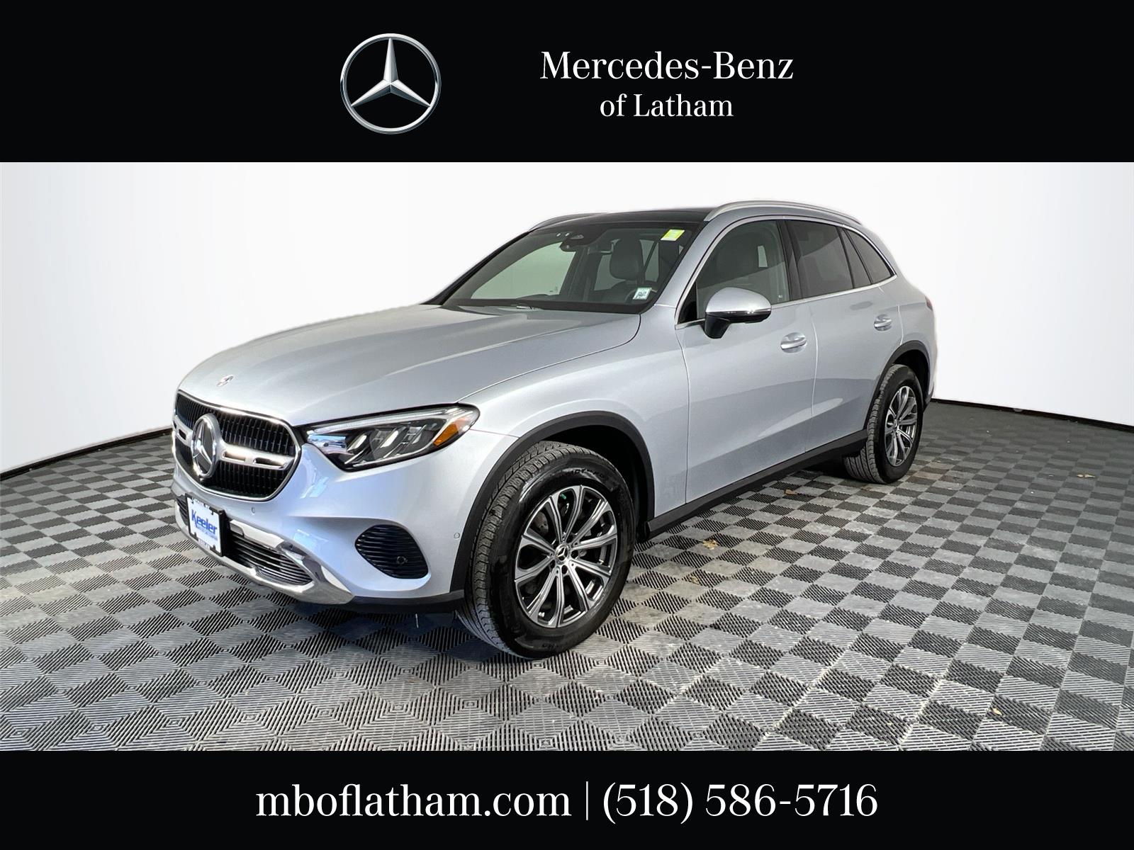 2025 Mercedes-Benz GLC Base's photo