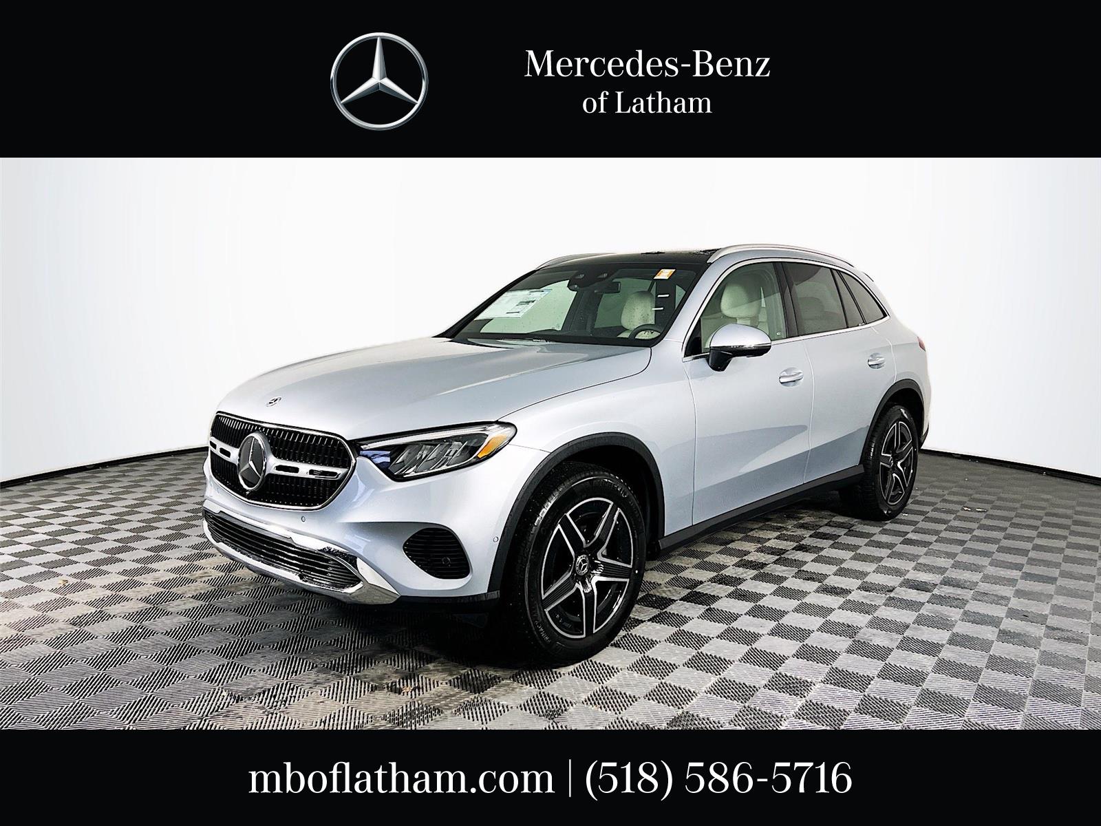 2026 Mercedes-Benz GLC Base's photo