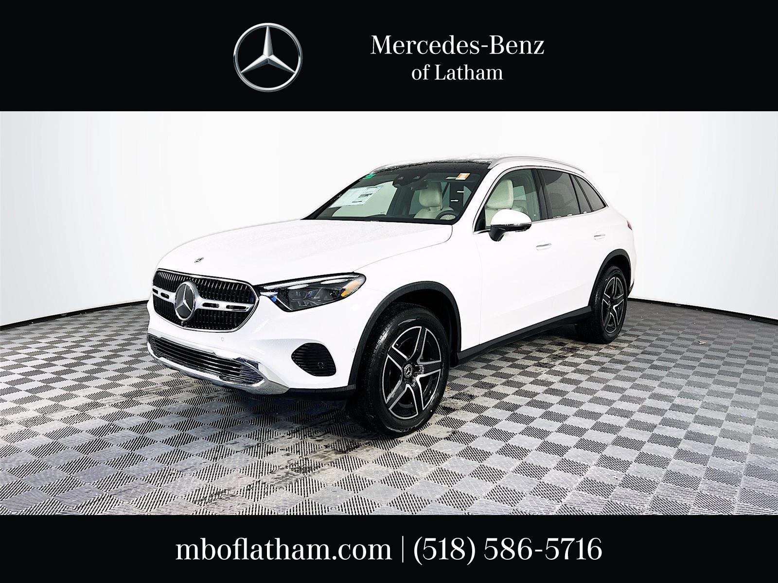 2026 Mercedes-Benz GLC Base's photo