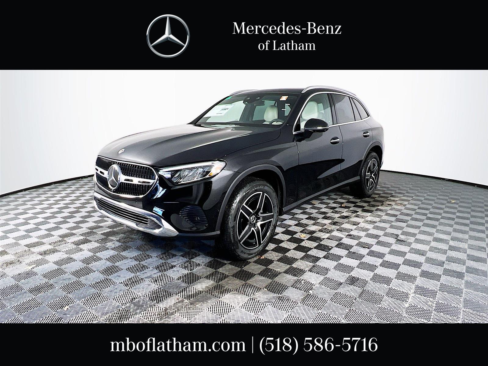 2026 Mercedes-Benz GLC Base's photo