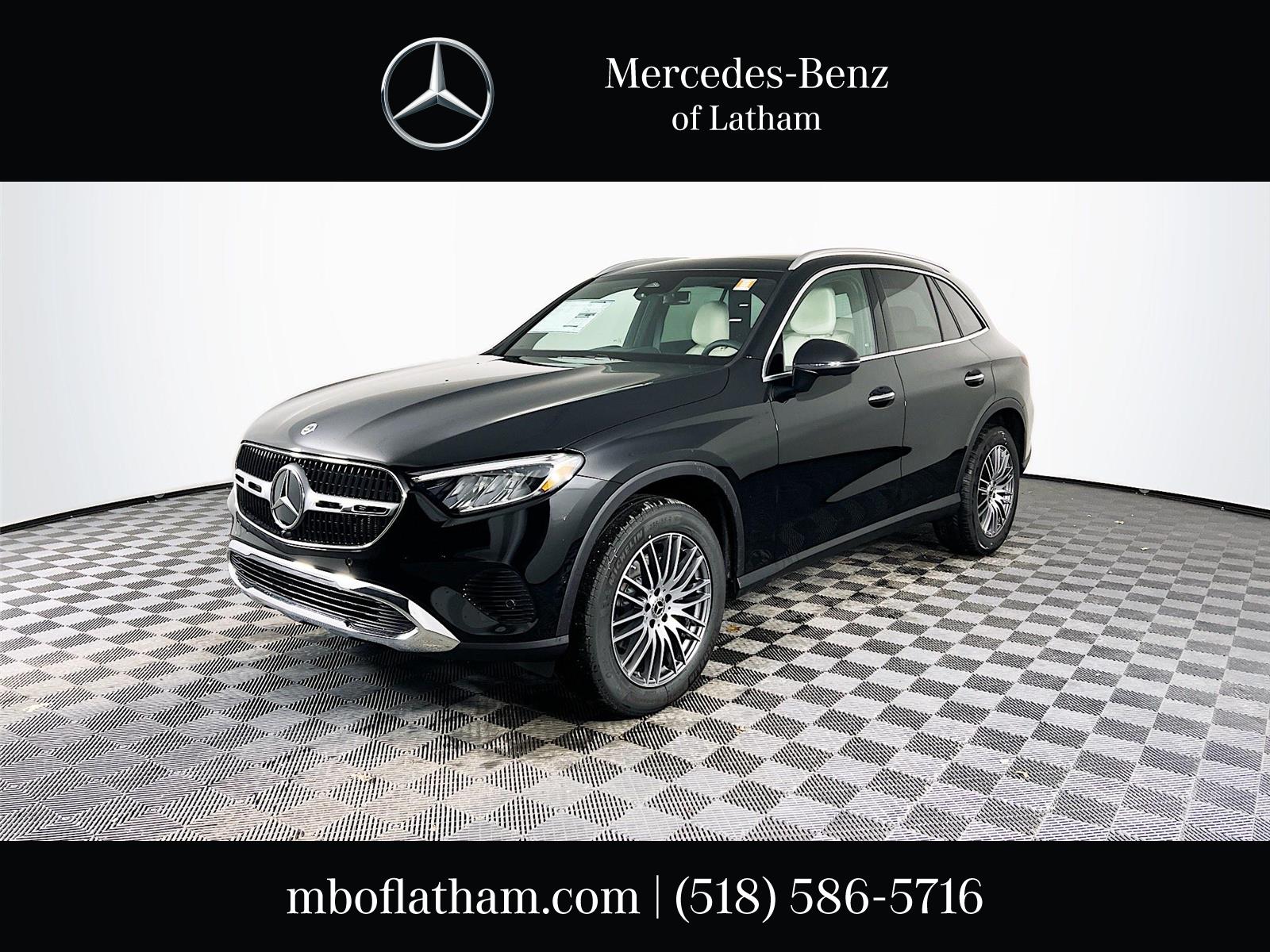 2026 Mercedes-Benz GLC Base's photo