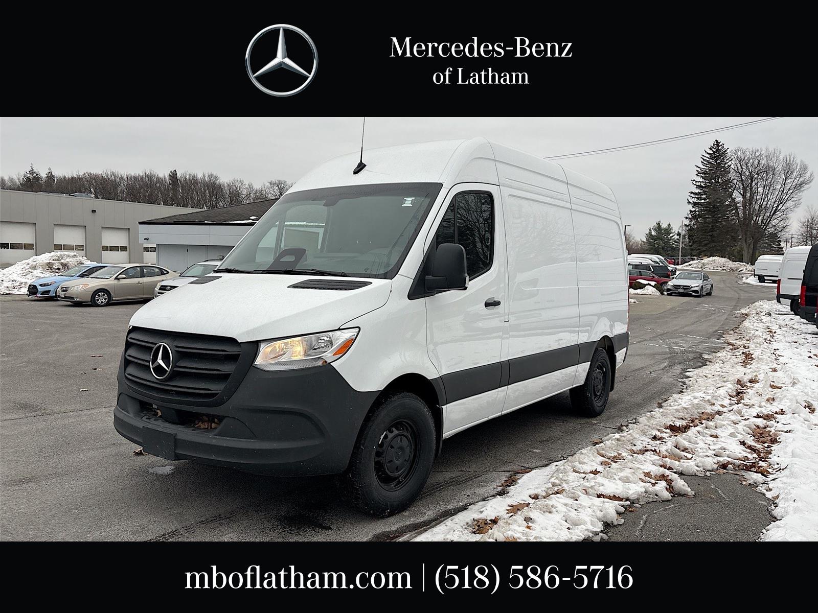 2026 Mercedes-Benz Sprinter Cargo Van Base's photo
