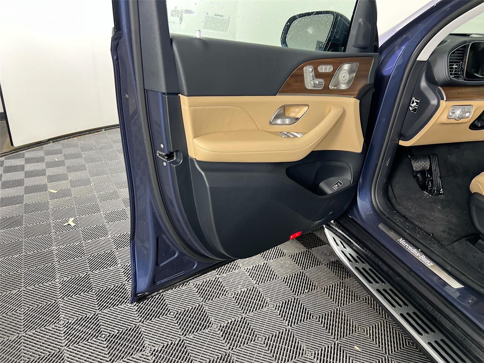2026 Mercedes-Benz GLS Base - Photo 15