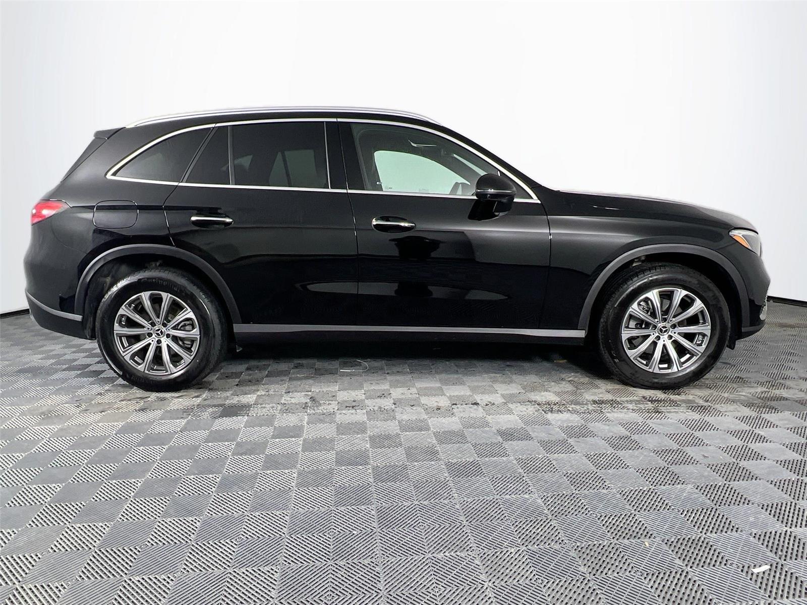 2026 Mercedes-Benz GLC Base - Photo 7
