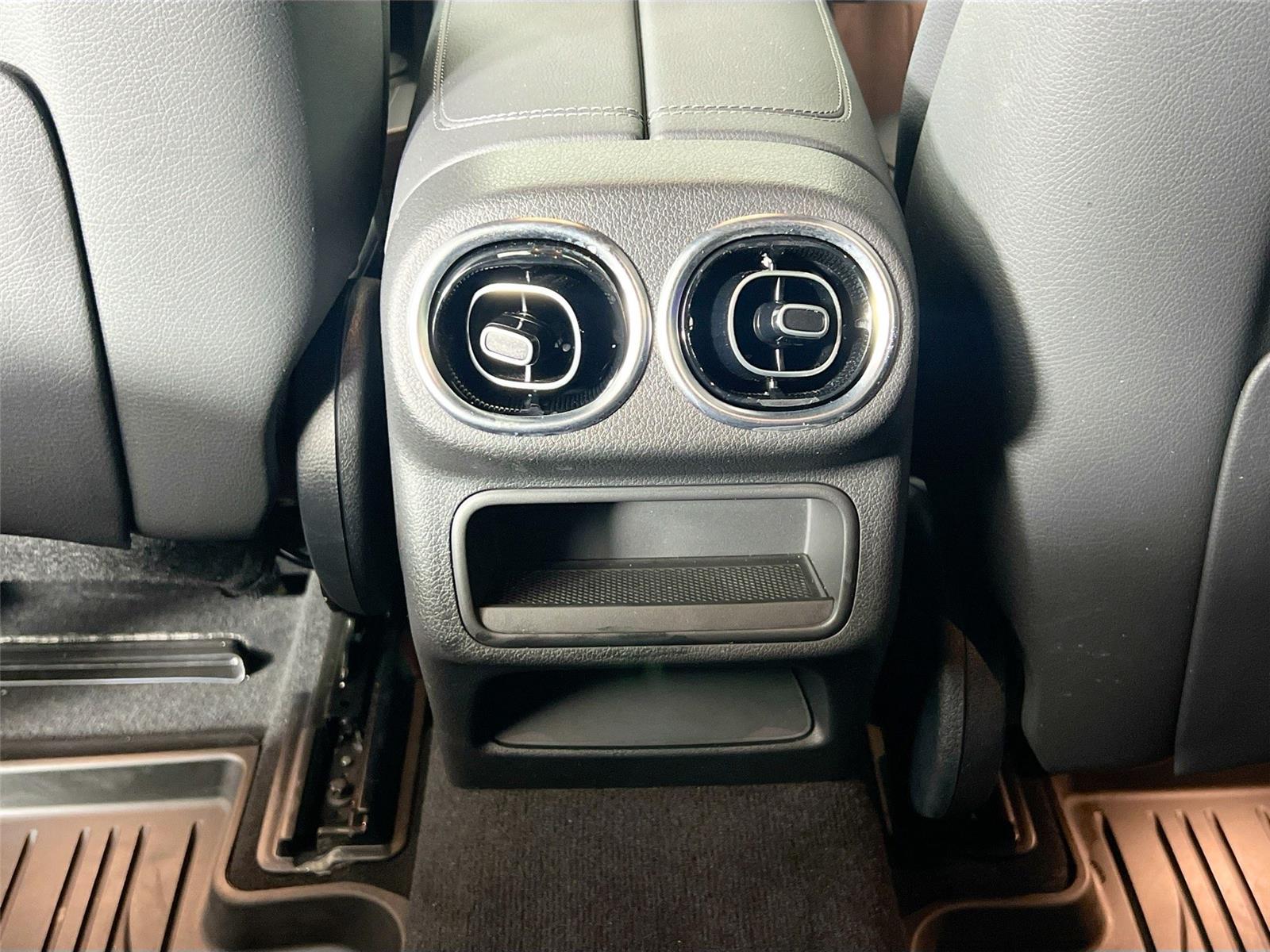 2026 Mercedes-Benz GLC Base - Photo 23
