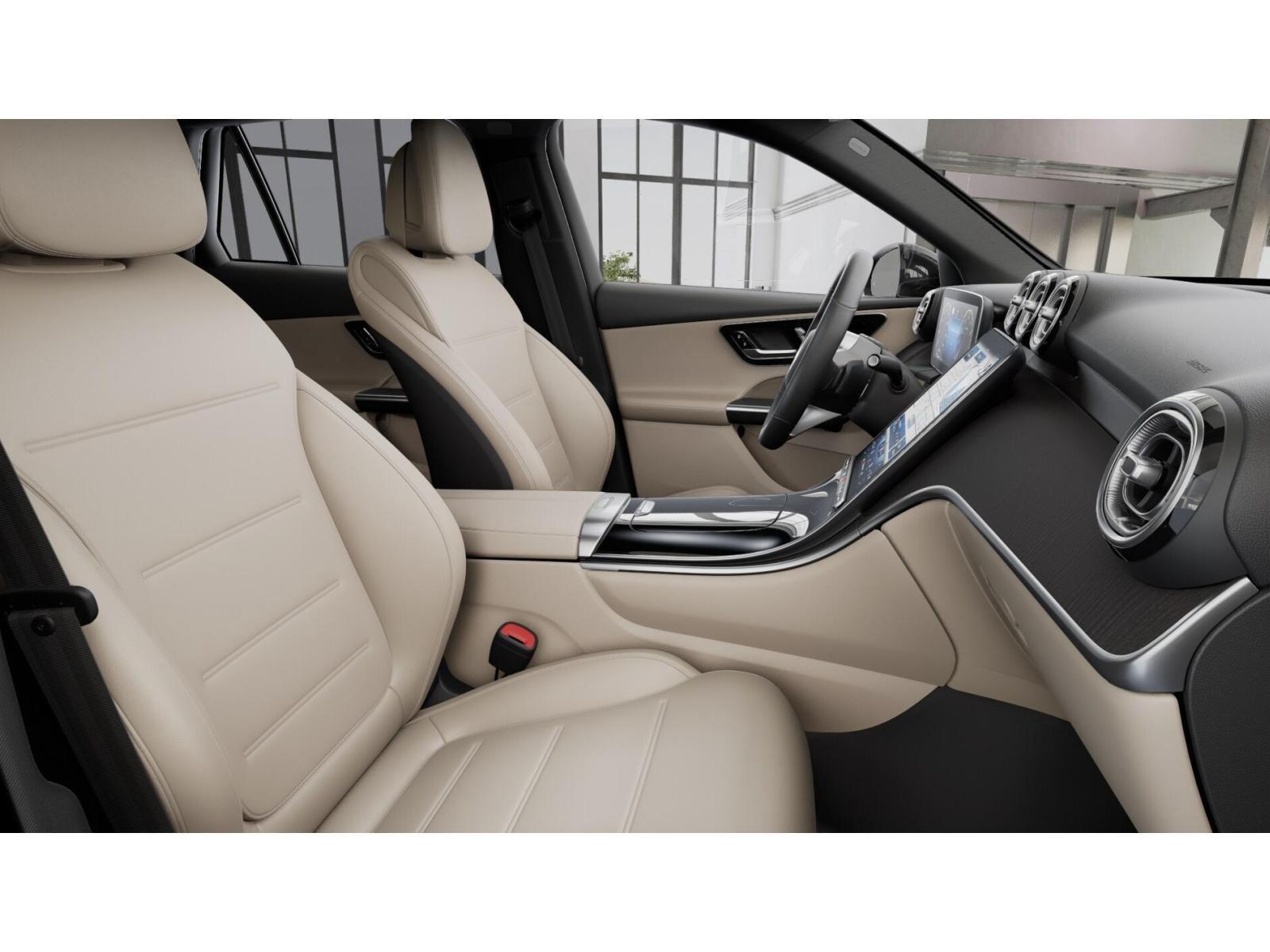 2026 Mercedes-Benz GLC Base - Photo 4