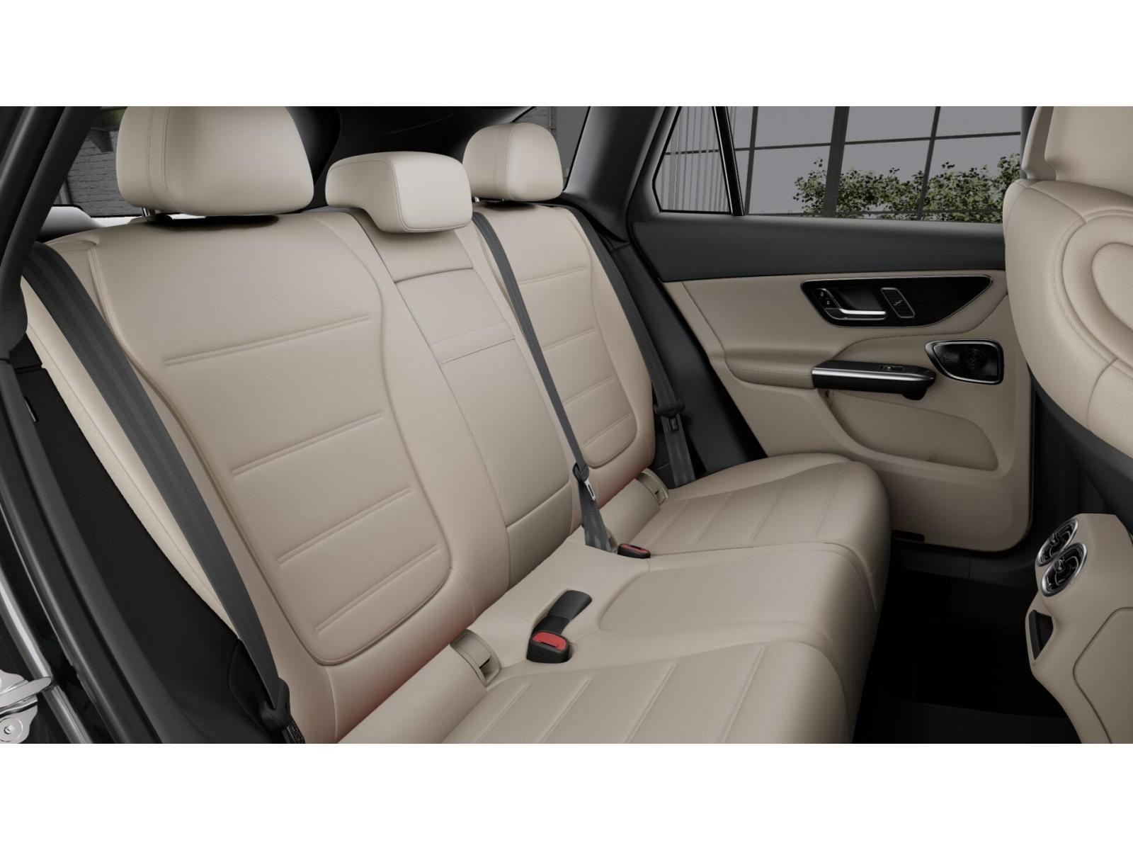 2026 Mercedes-Benz GLC Base - Photo 5