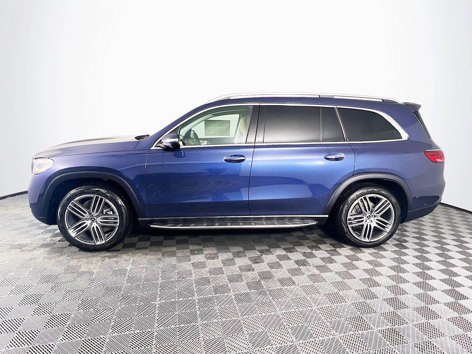 2026 Mercedes-Benz GLS Base - Photo 3