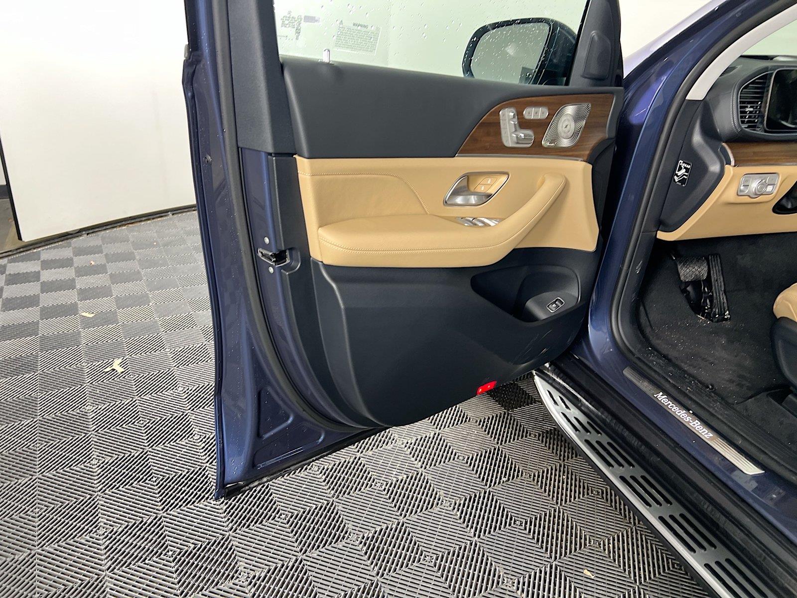 2026 Mercedes-Benz GLS Base - Photo 15