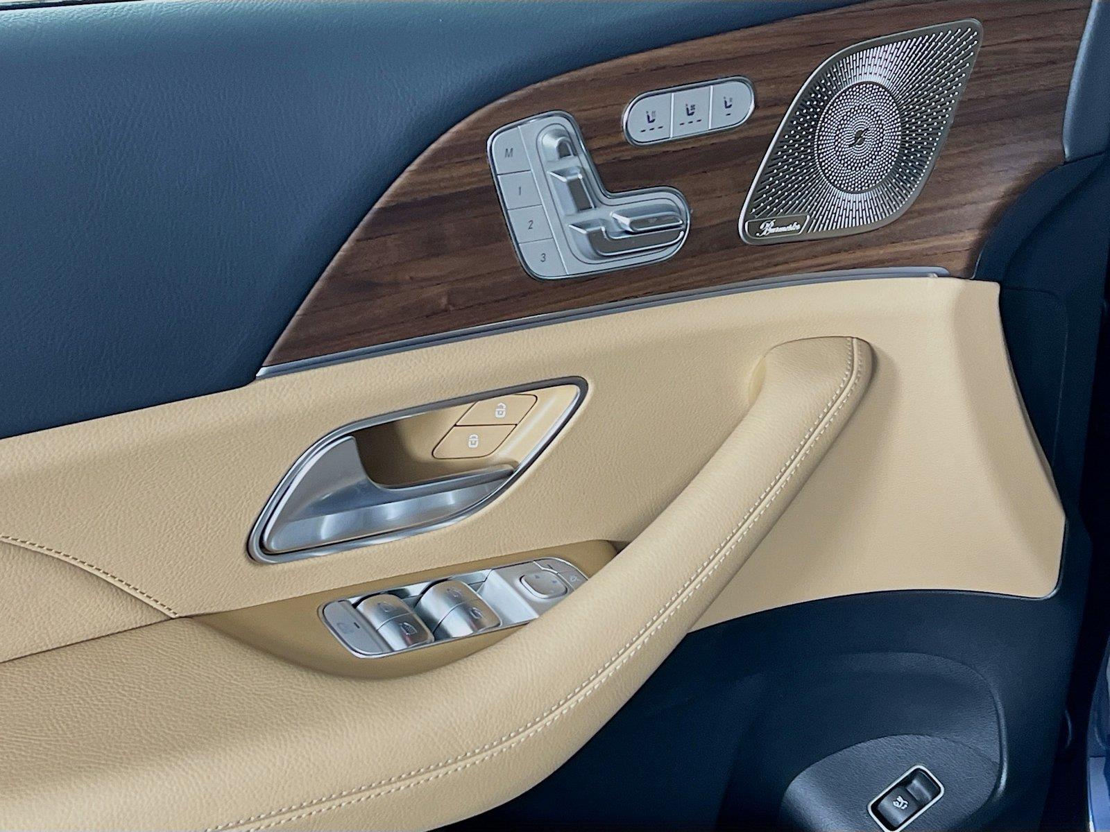 2026 Mercedes-Benz GLS Base - Photo 16
