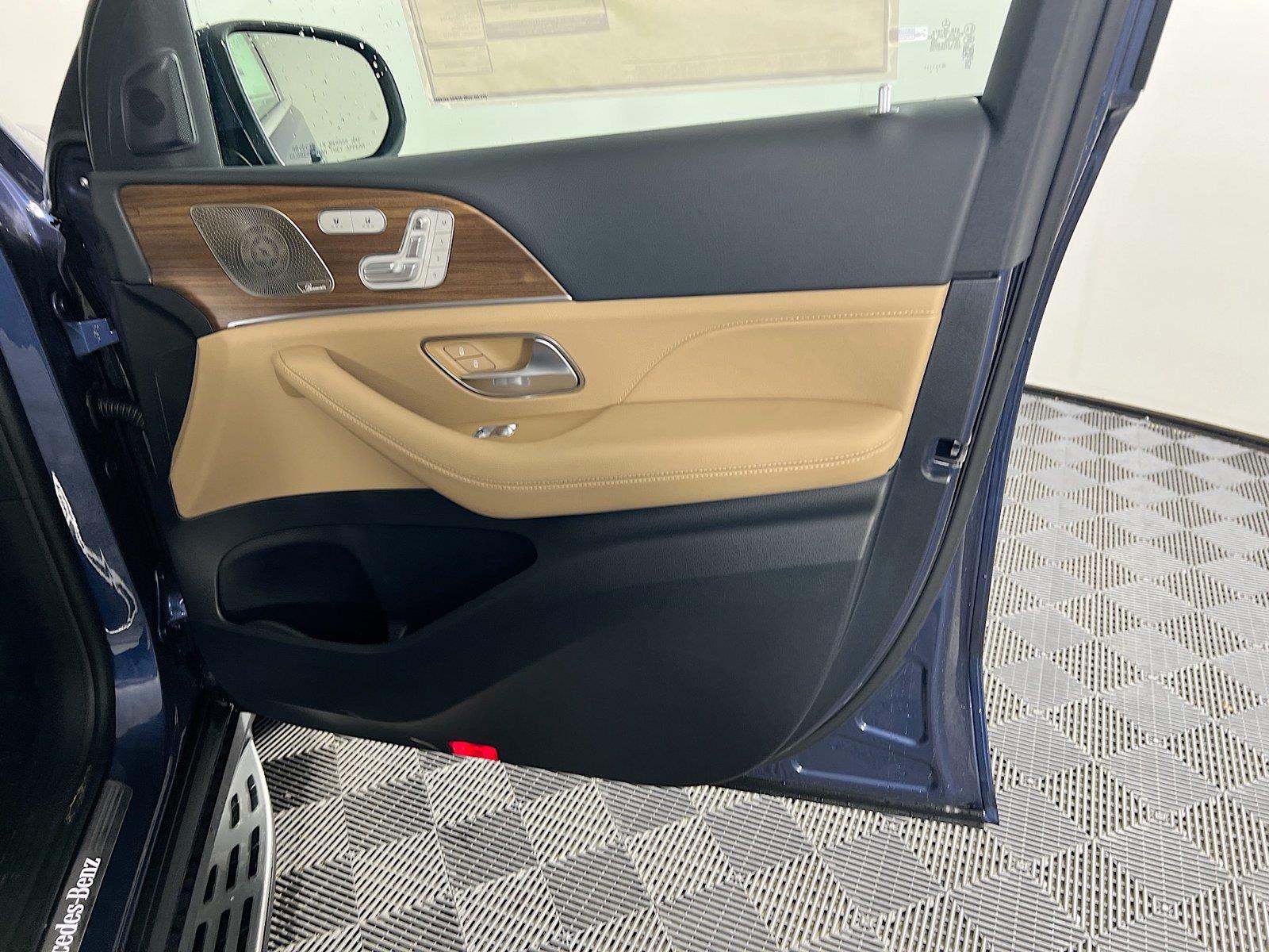 2026 Mercedes-Benz GLS Base - Photo 27
