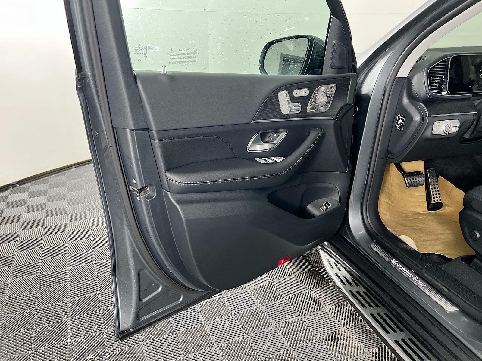 2026 Mercedes-Benz GLS Base - Photo 15