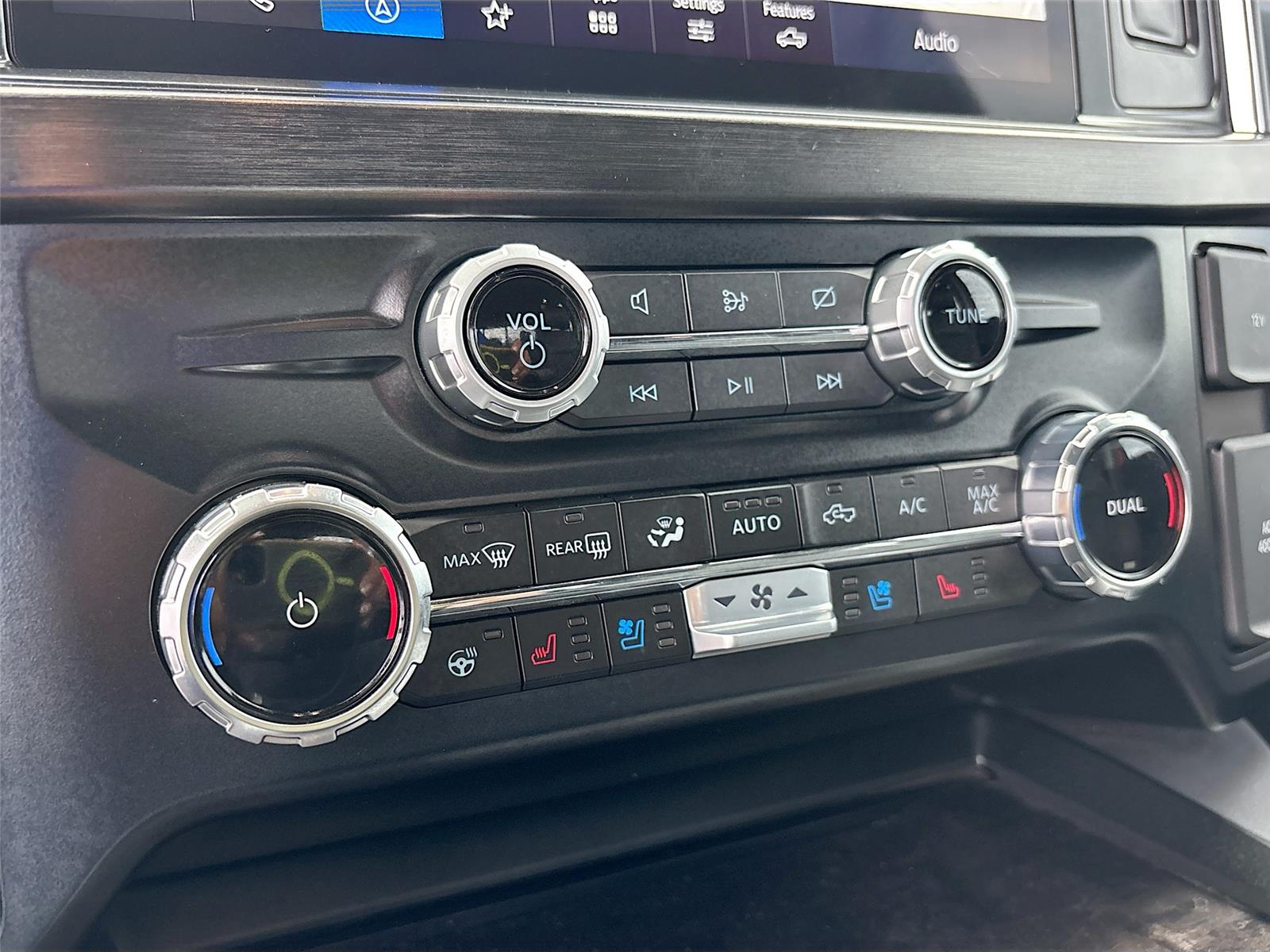 2023 Ford Super Duty F-250 SRW LARIAT