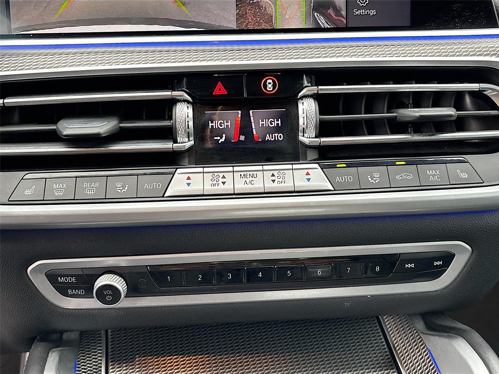 2023 BMW X6 xDrive40i