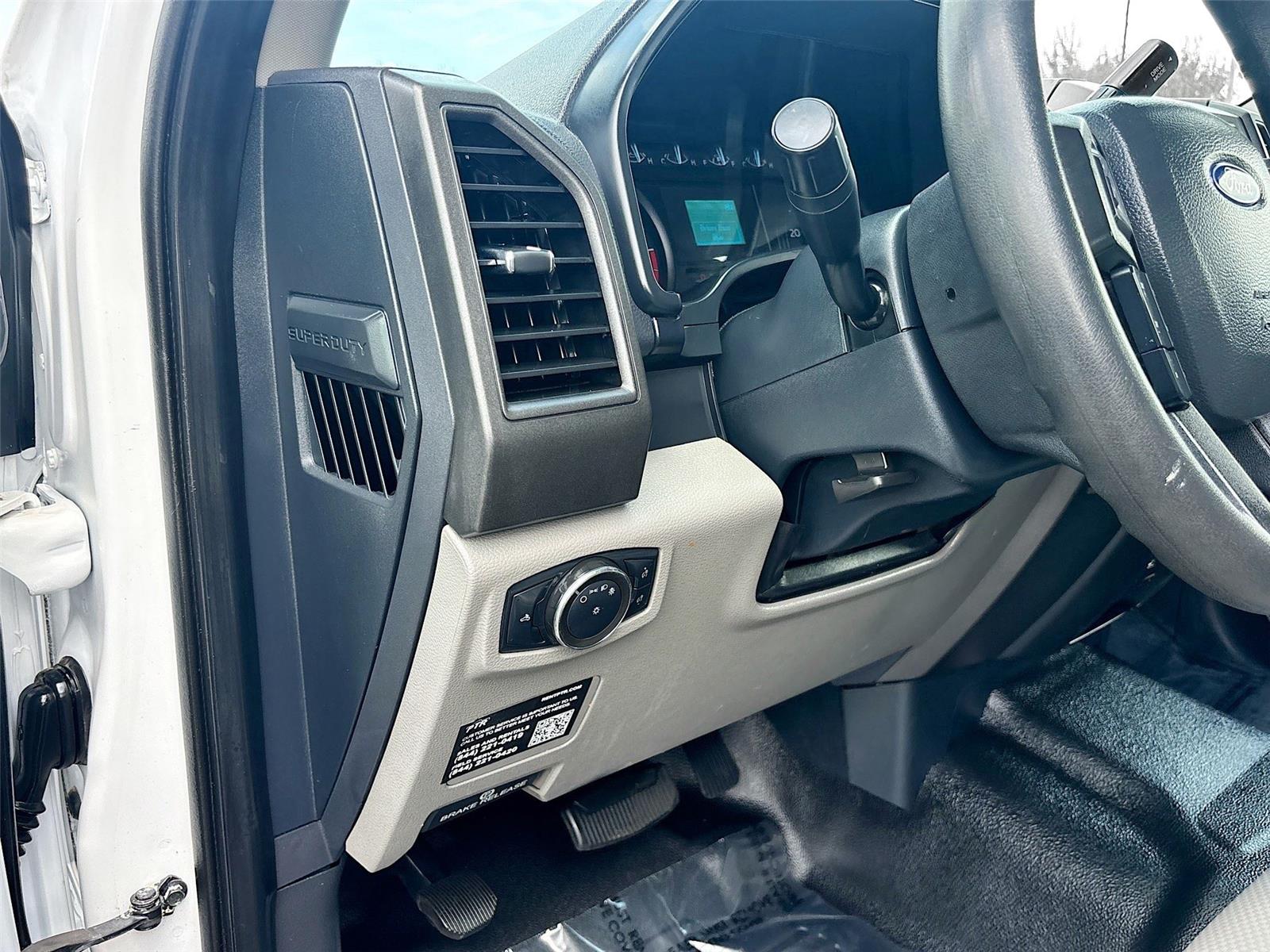 2022 Ford Super Duty F-250 SRW XL