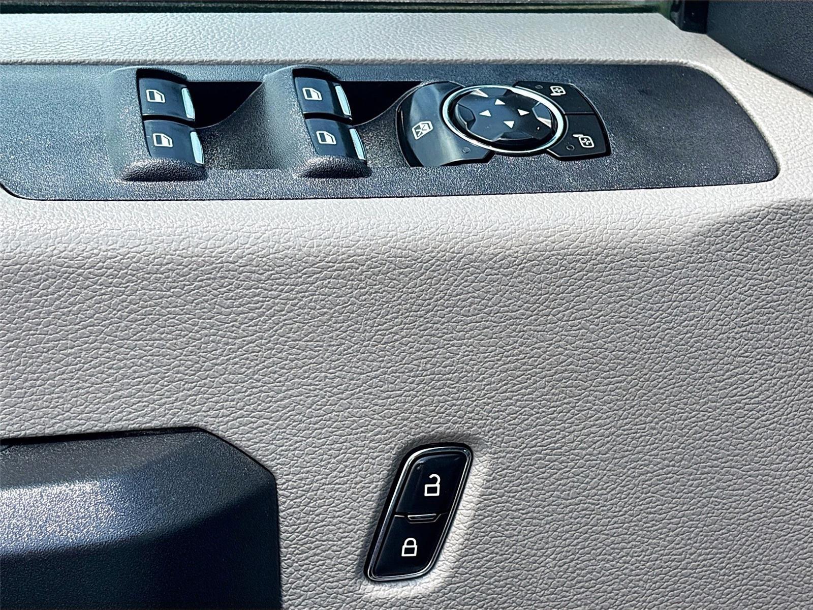 2022 Ford Super Duty F-250 SRW XL