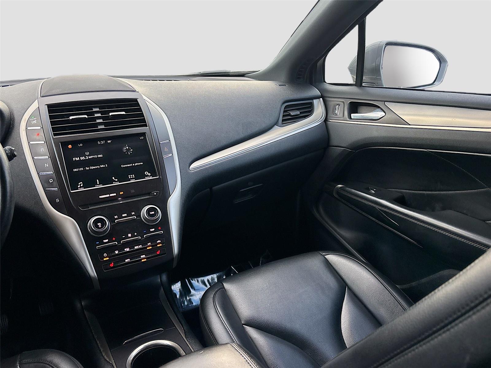 2016 Lincoln MKC Premier