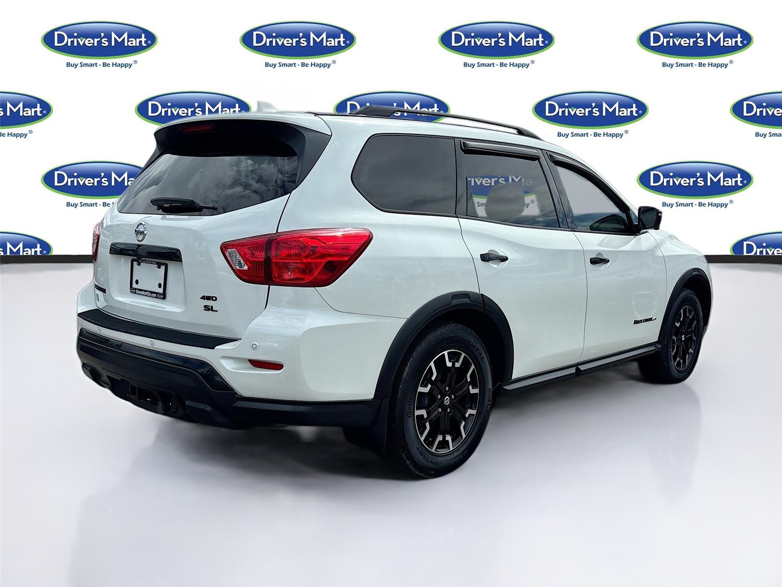 2019 Nissan Pathfinder SL