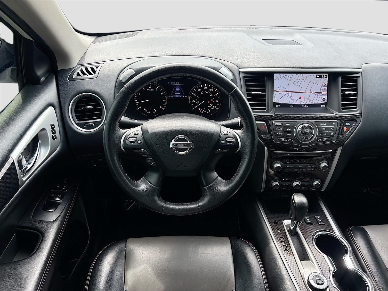 2019 Nissan Pathfinder SL