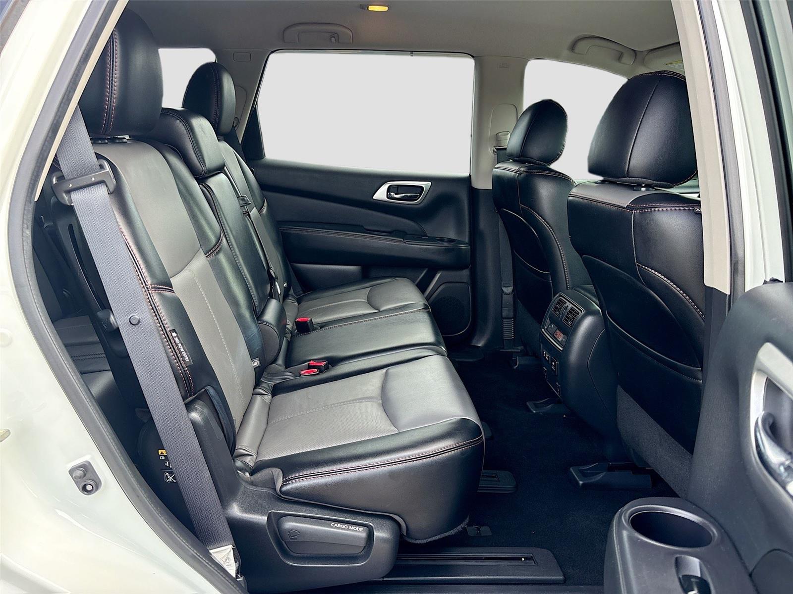 2019 Nissan Pathfinder SL