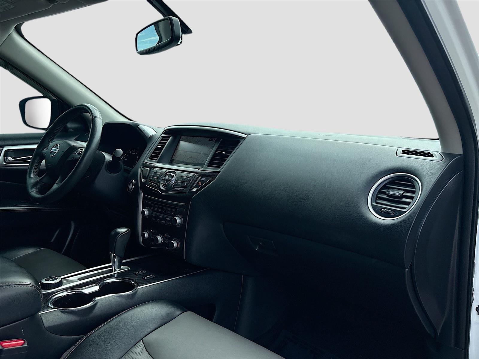 2019 Nissan Pathfinder SL