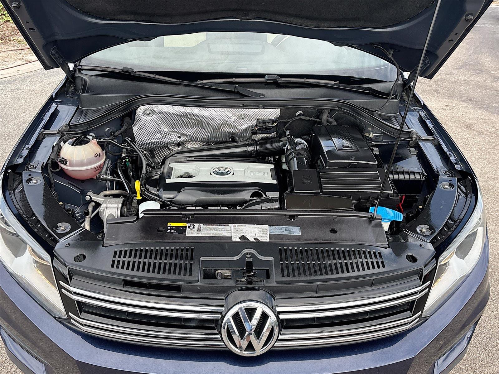 2016 Volkswagen Tiguan S