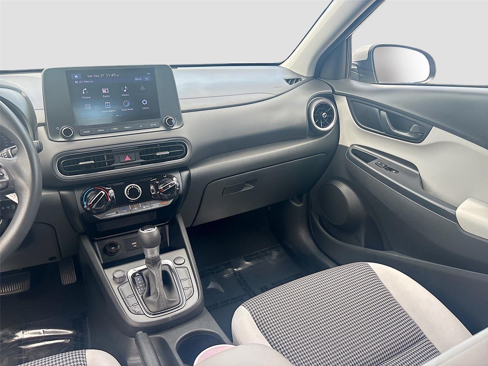 2022 Hyundai Kona SE