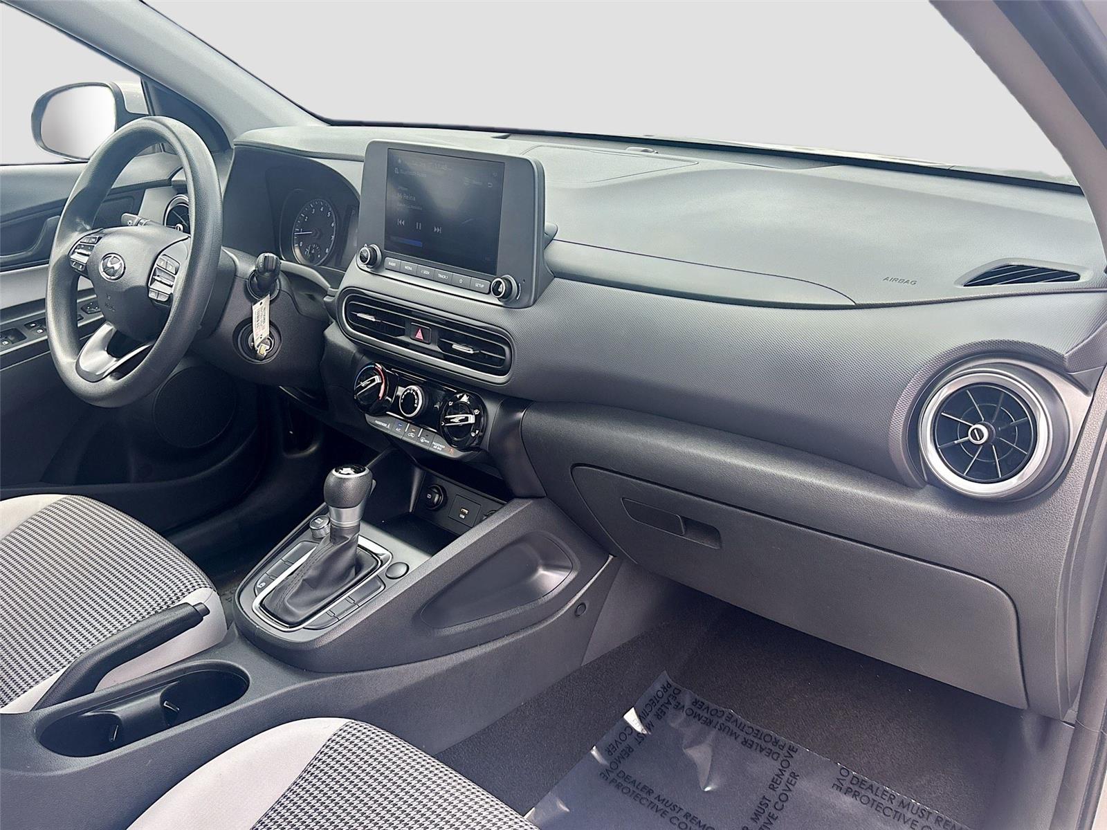 2022 Hyundai Kona SE