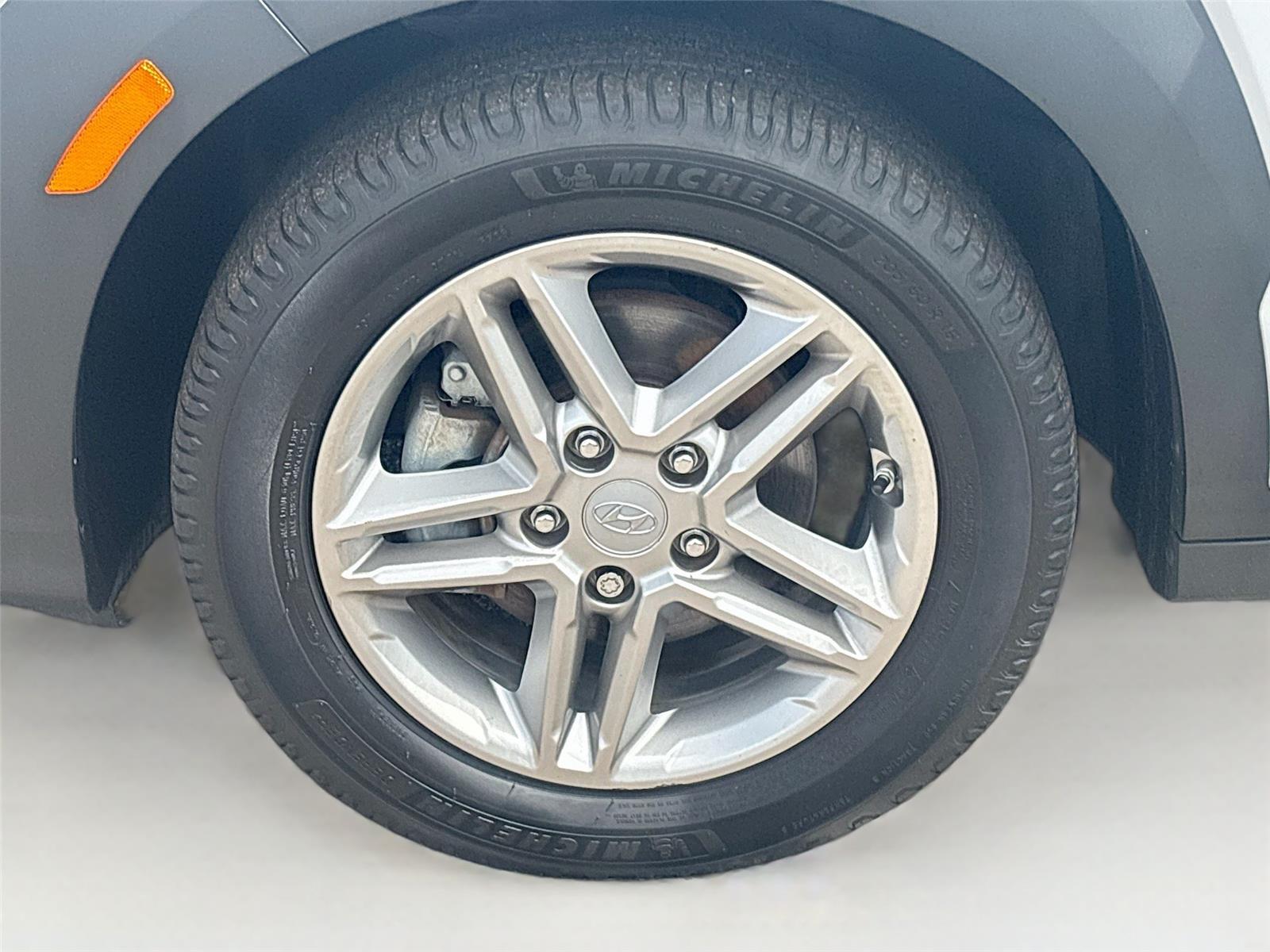 2022 Hyundai Kona SE