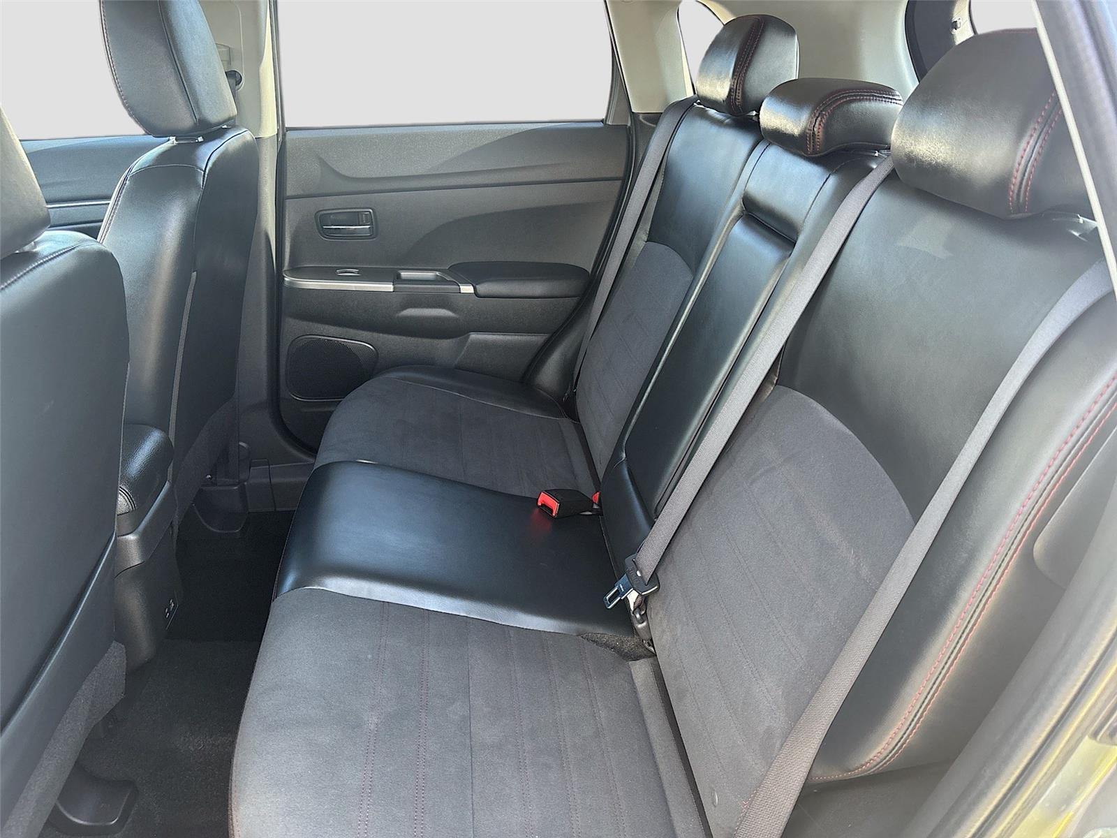 2024 Mitsubishi Outlander Sport S