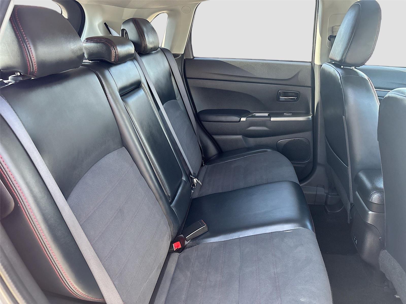 2024 Mitsubishi Outlander Sport S