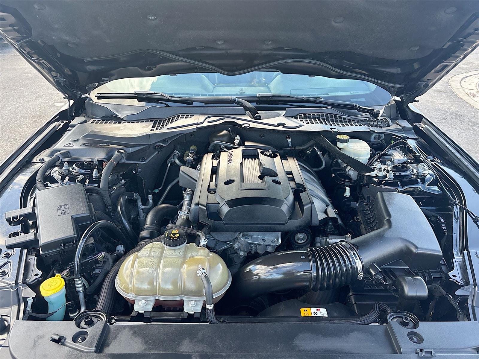 2016 Ford Mustang EcoBoost Premium