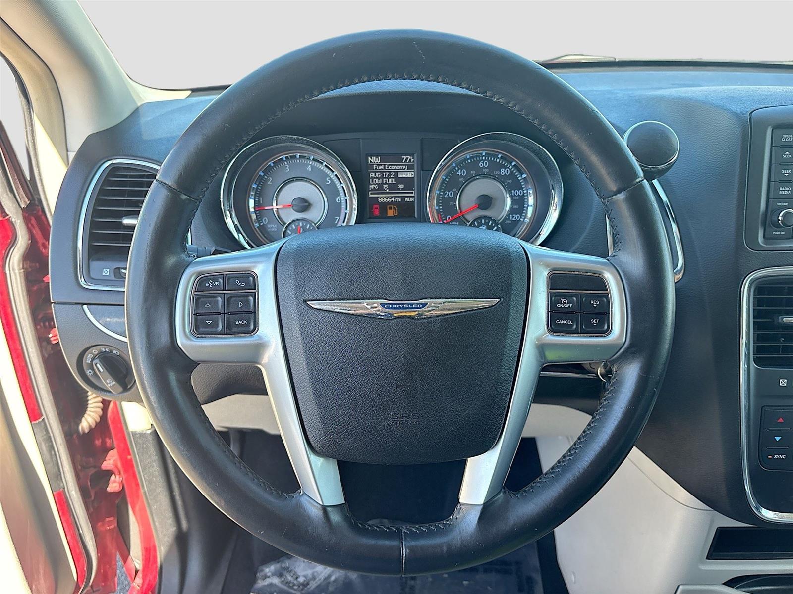 2013 Chrysler Town & Country Touring